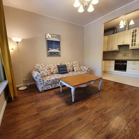 Apartament Z Balkonem I Parkingiem - Bohaterow Monte Cassino 42 Appartement *