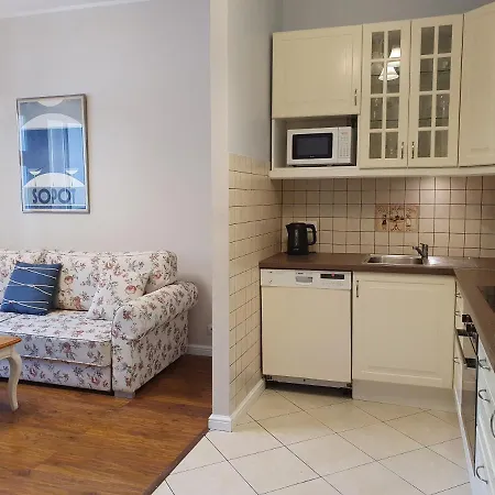 Apartament Z Balkonem I Parkingiem - Bohaterow Monte Cassino 42 * Sopot